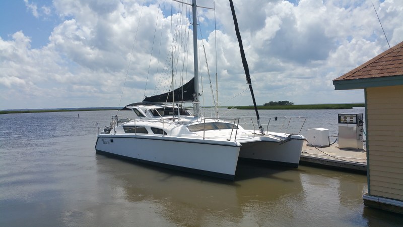 Used Sail Catamaran for Sale 1998 Gemini 105Mc Boat Highlights